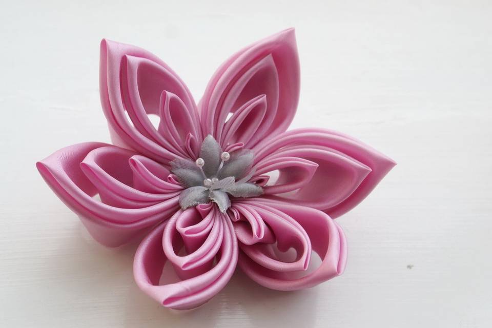 Extra Large Bubblegum Pink Polysilk Kanzashi