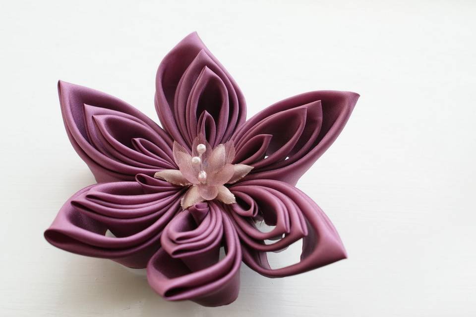 Extra Large Bubblegum Pink Polysilk Kanzashi