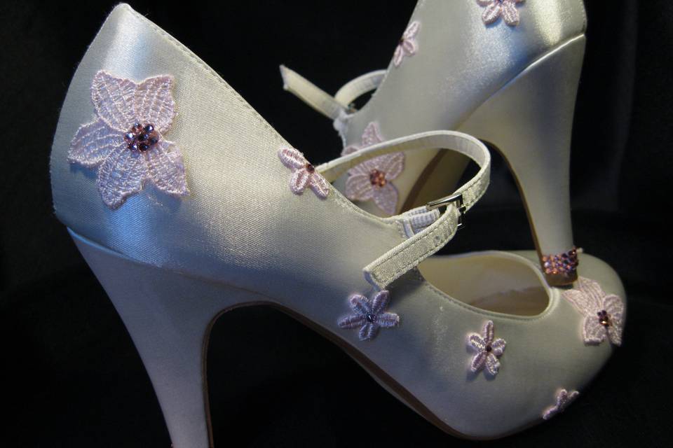 Slay in Heels in Cambridgeshire - Wedding Accessories