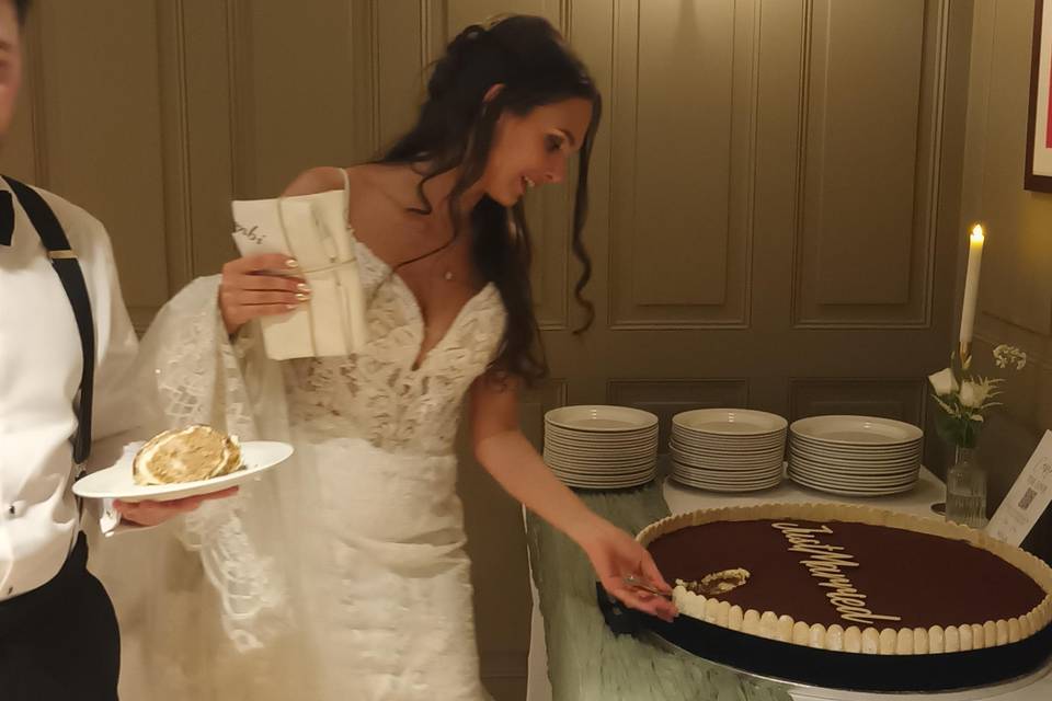 Tiramisu Wedding Cake