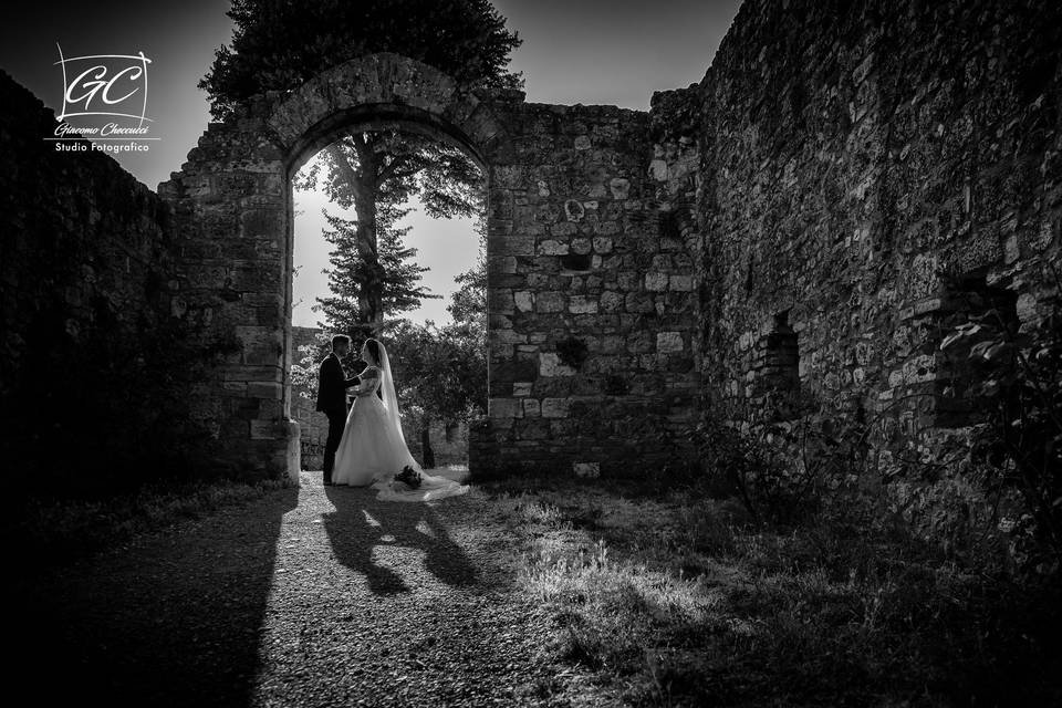 Outdoor wedding photography