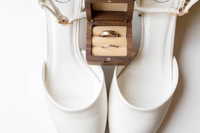 Shoes, ring and flowers