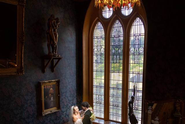 Bruce and groom stairs