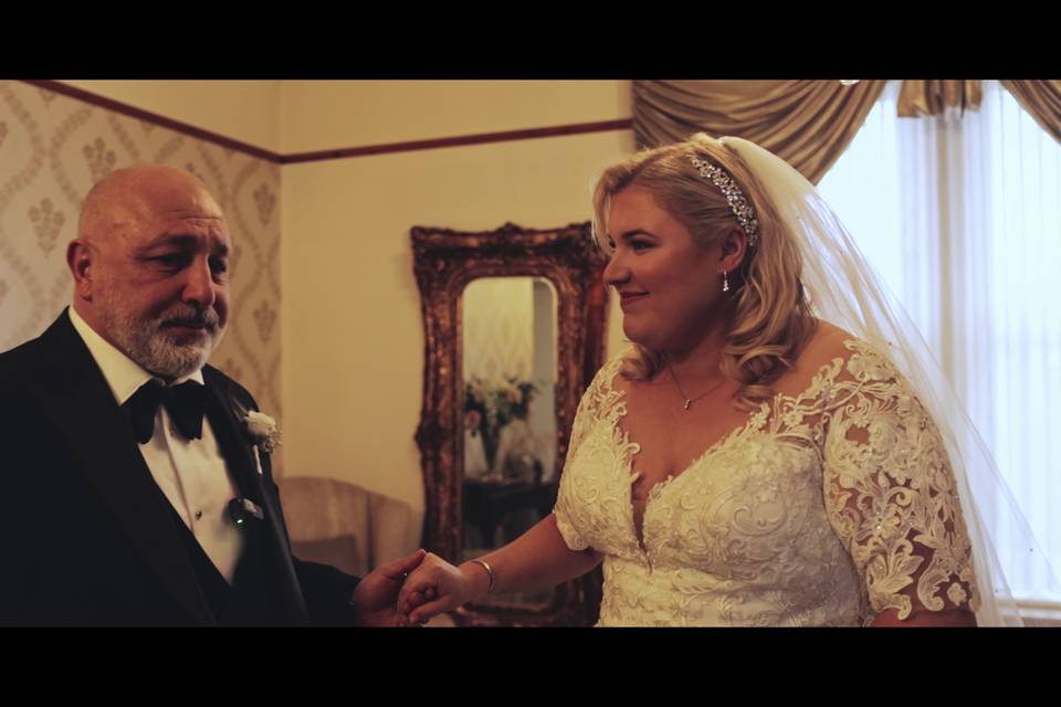 Leila's first look with Dad