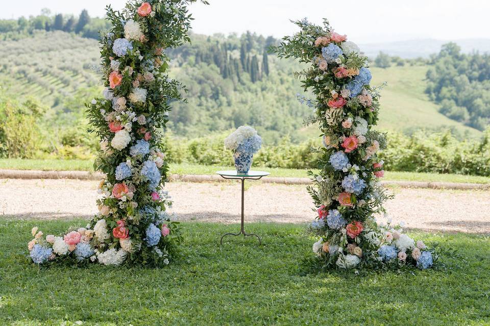 Fustaq Florals