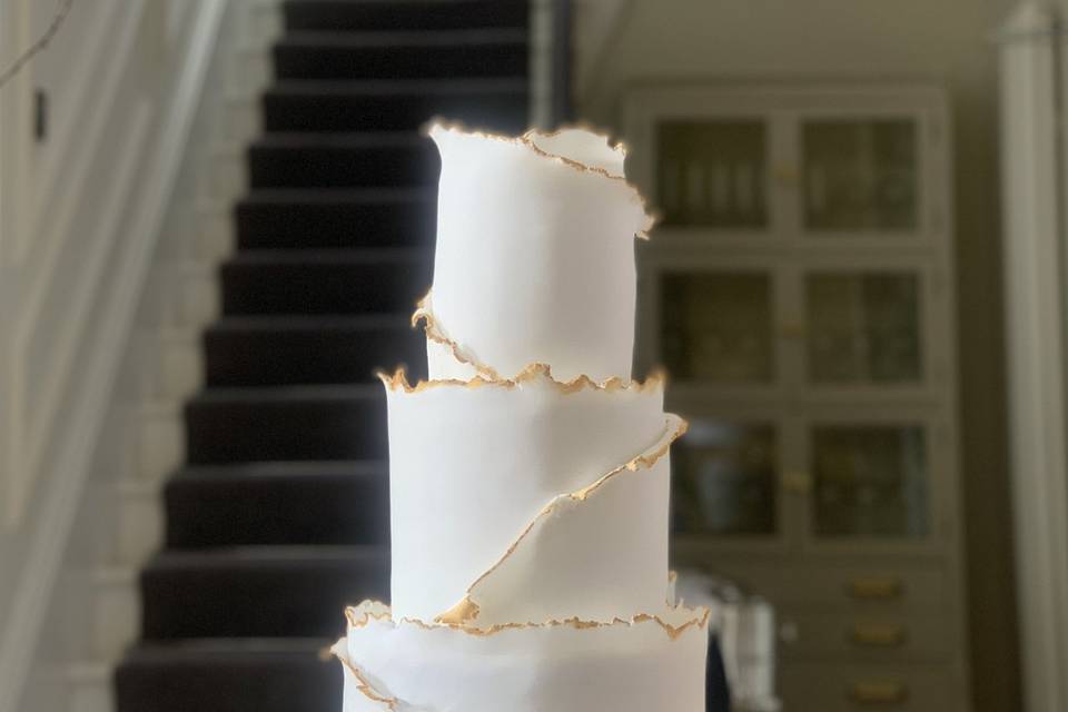 Fondant wedding cake