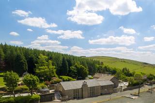 The Saddleworth Hotel