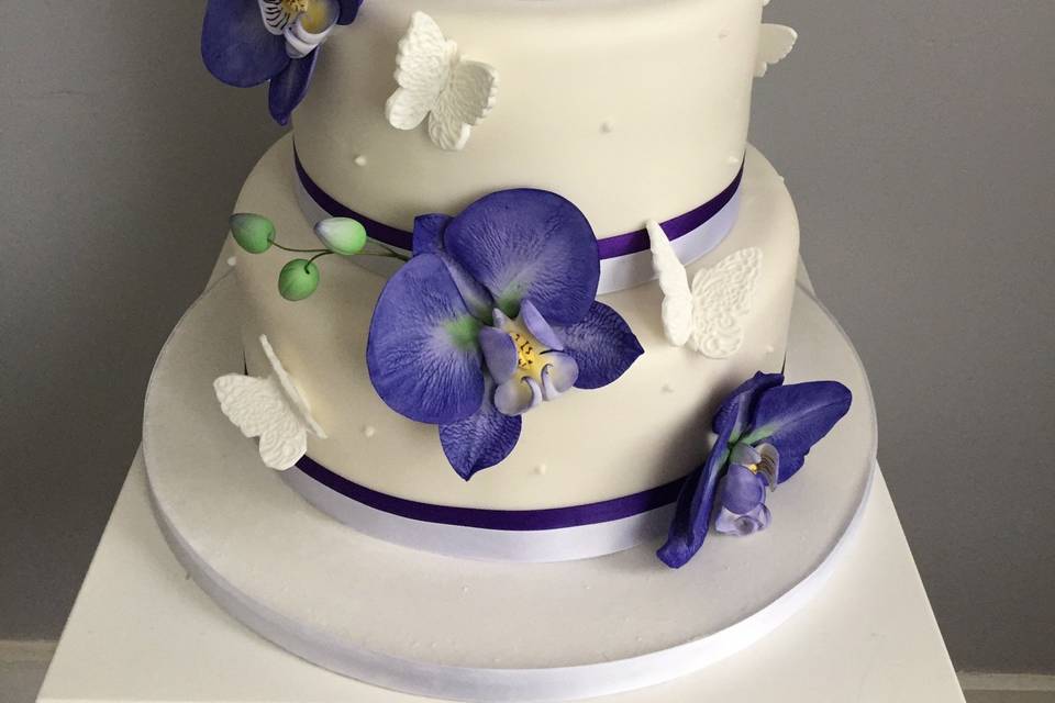 Orchid flower cake
