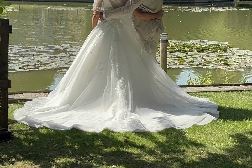 Simply Yours Weddings