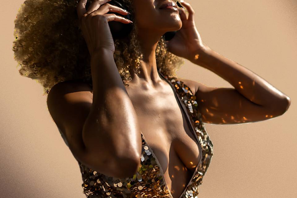 Chloe Simone - Cover
