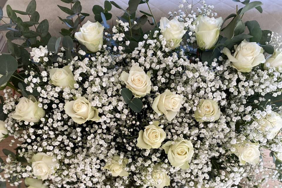 Main table flower display