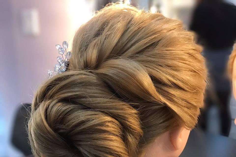 AurA Hair and Beauty Bridal