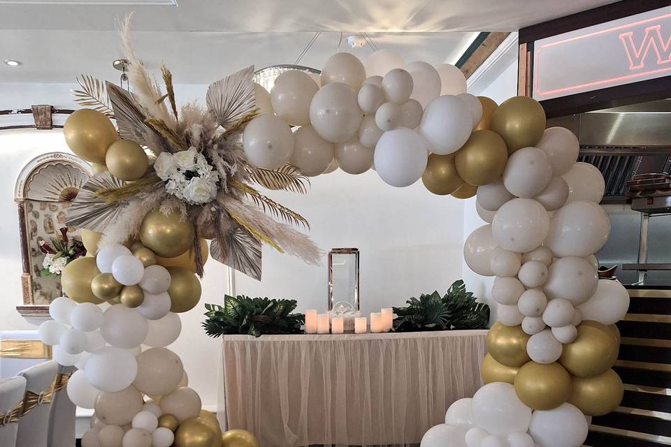 Balloon decor