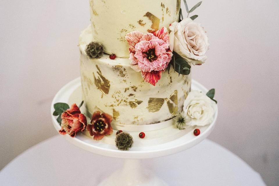 Lynne Hassani Wedding Cakes