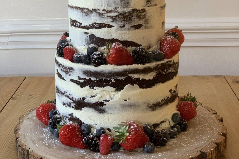 Naked vegan cake