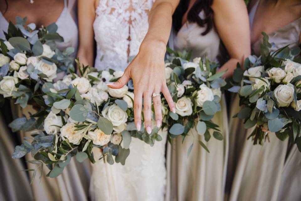 Bride & bridesmaids