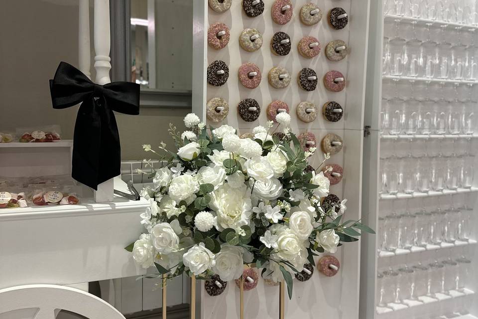 Donut and drinks wall