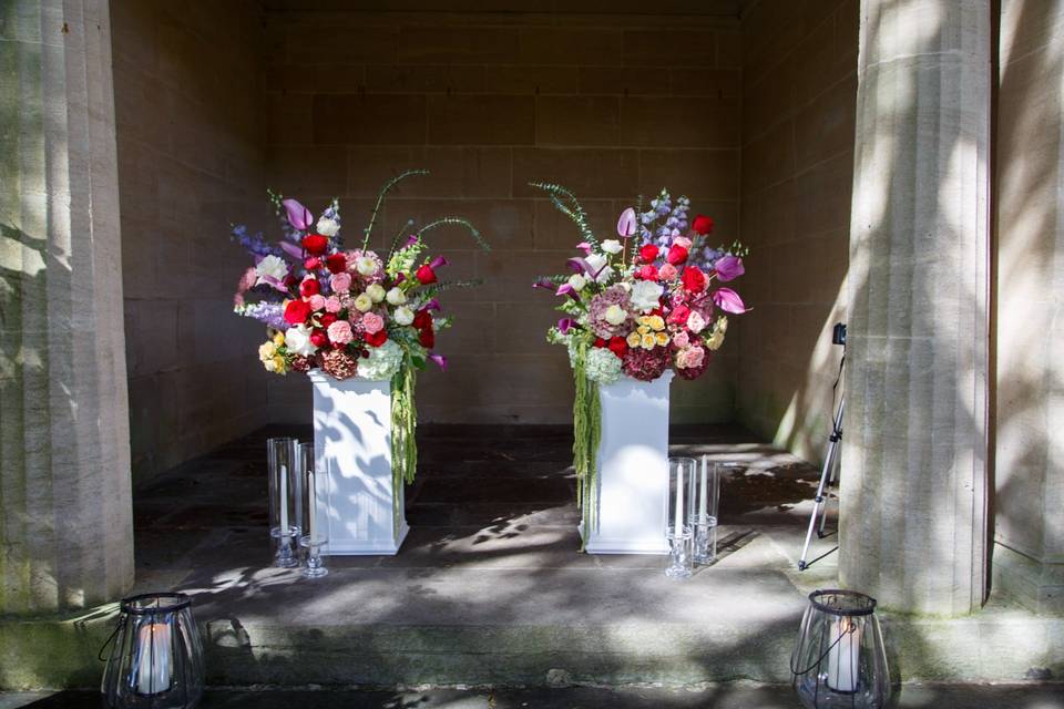 Ceremony pedestals