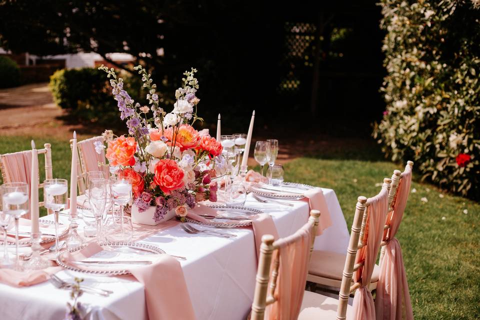 Table arrangement