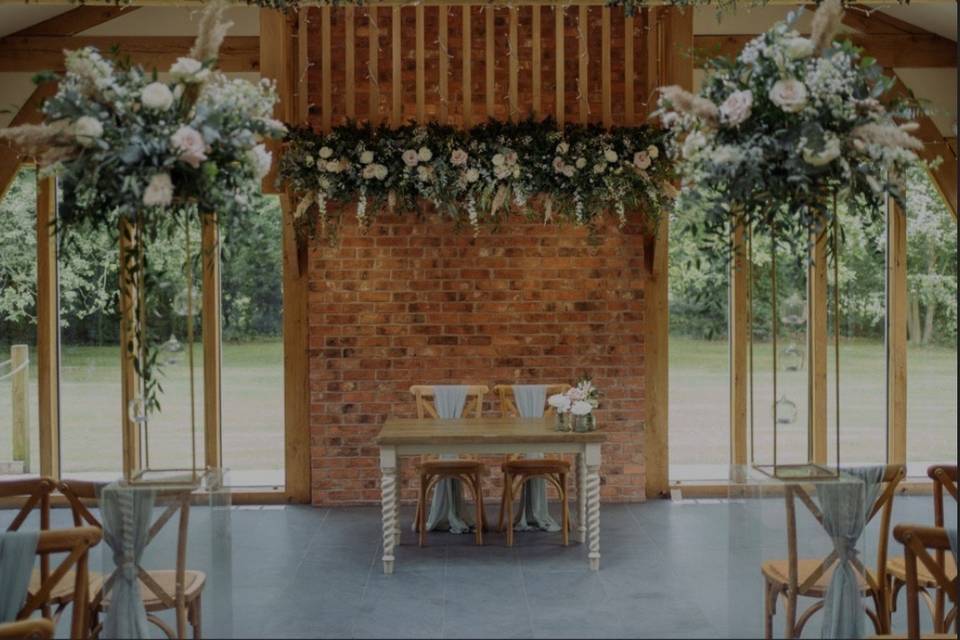 Ceremony decor