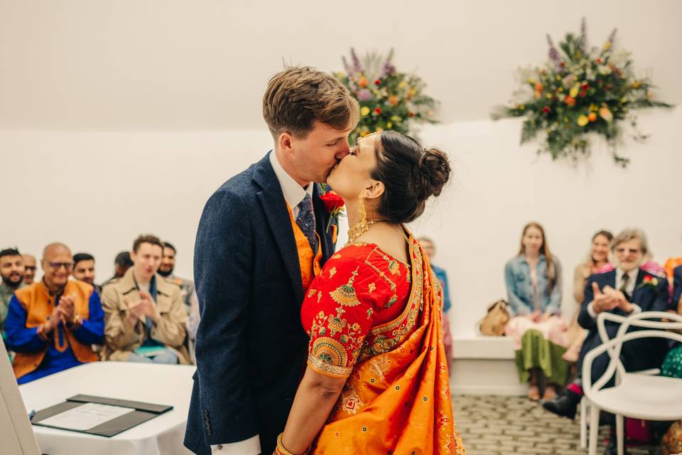 A beautiful Skyspace wedding