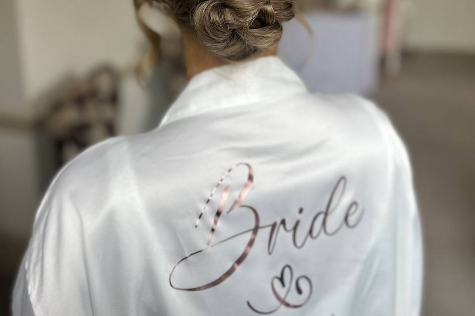 Bridal hair up