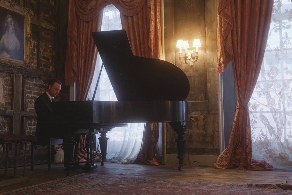 Grand piano