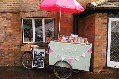 Elsie's Ices - Vintage ice cream Van and bike