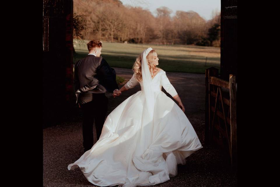 Kiss The Bride Photography