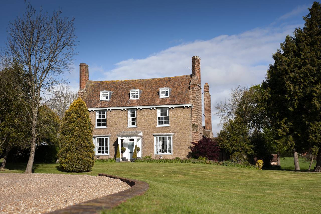 Goss Hall Sandwich, Kent - Updated prices | hitched.co.uk