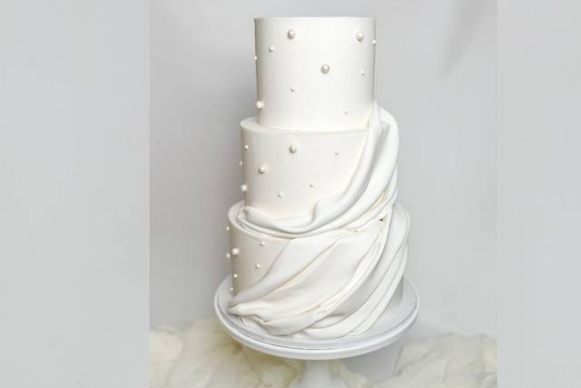 Fondant Draping & Pearls