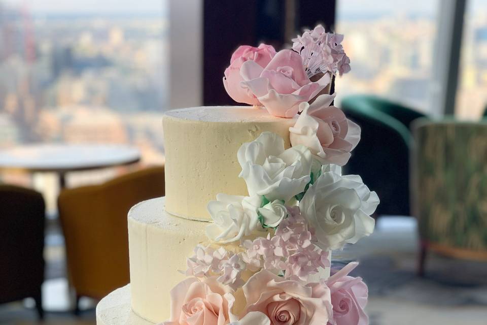 Buttercream and sugar flowers