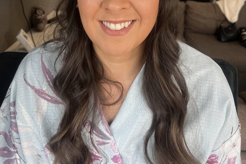 Glowy bridesmaid