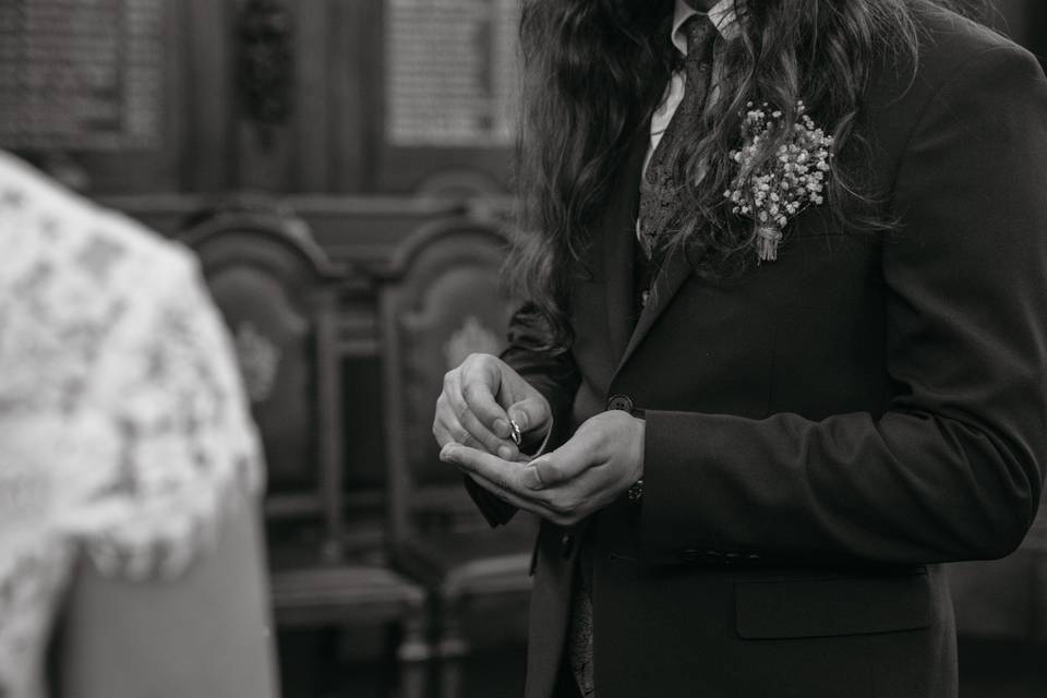 Holding the Ring