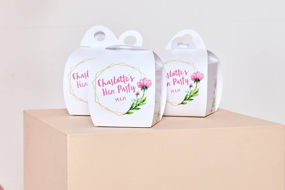 Personalised favour boxes