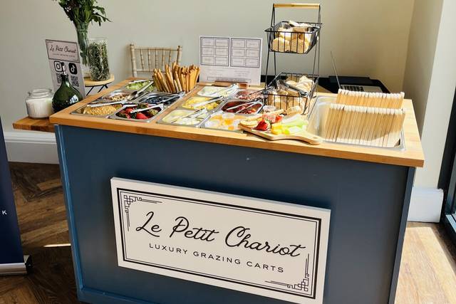 Le Petit Chariot Grazing Cart