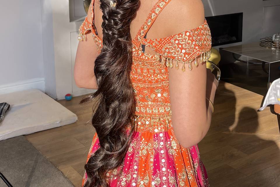 Mehndi fishtail plait