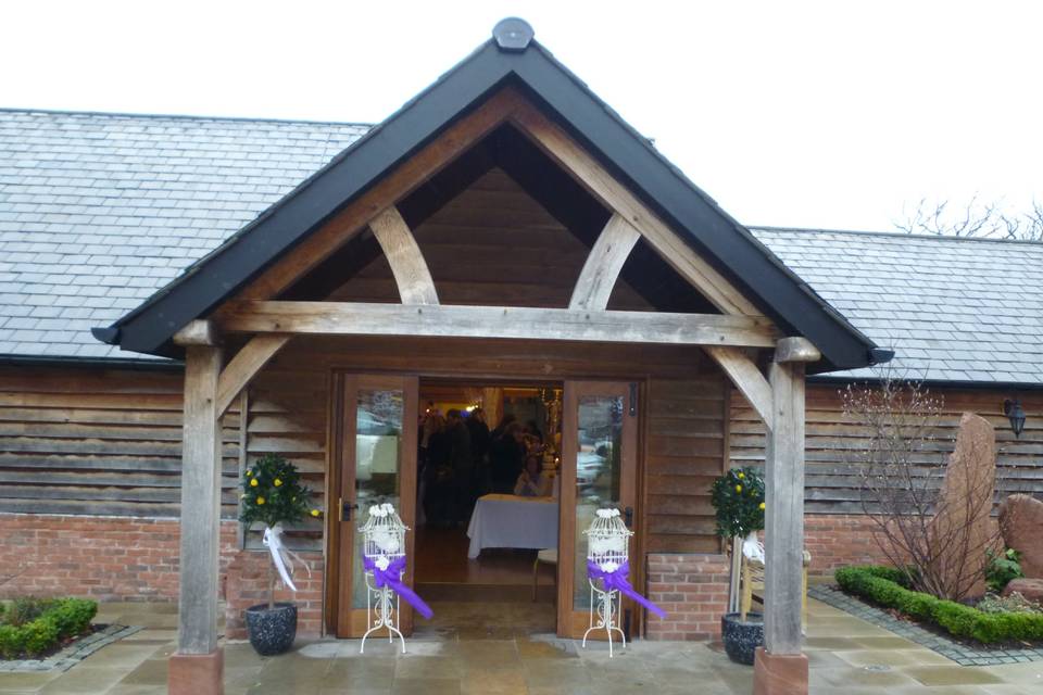 Wedding doves @ sandhole oak barn