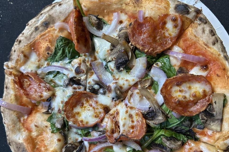 Spinach, Onion, Mushroom & Pep