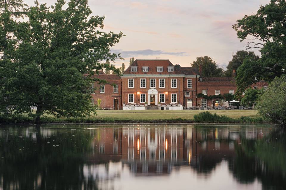 Stoke Place Hotel Grounds