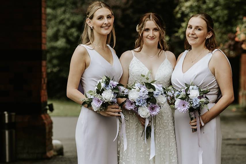 Bridesmaids bouquets