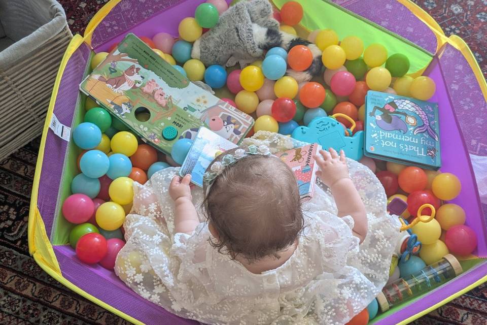 Baby ballpit