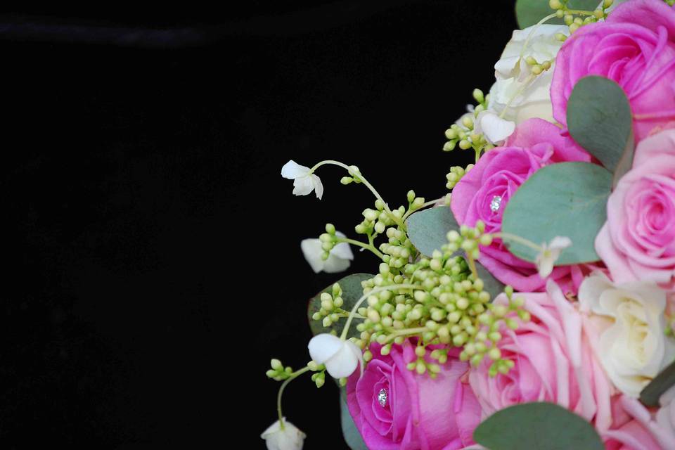 Rose, eucalyptus & Hydrangea