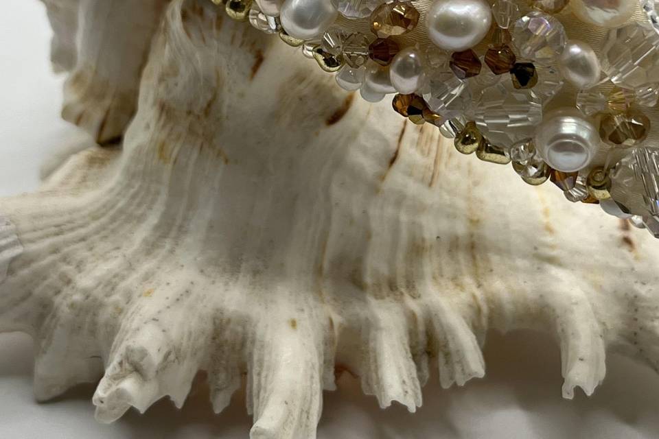 Freshwater pearl and crystals