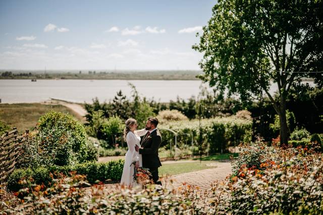 Coastal wedding garden Kent