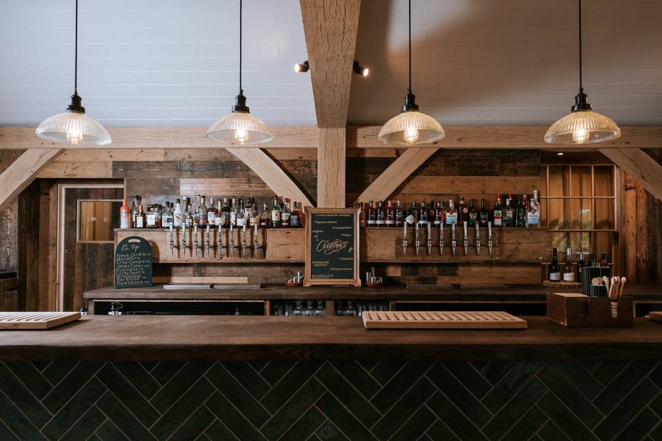Spring Barn In Room Bar