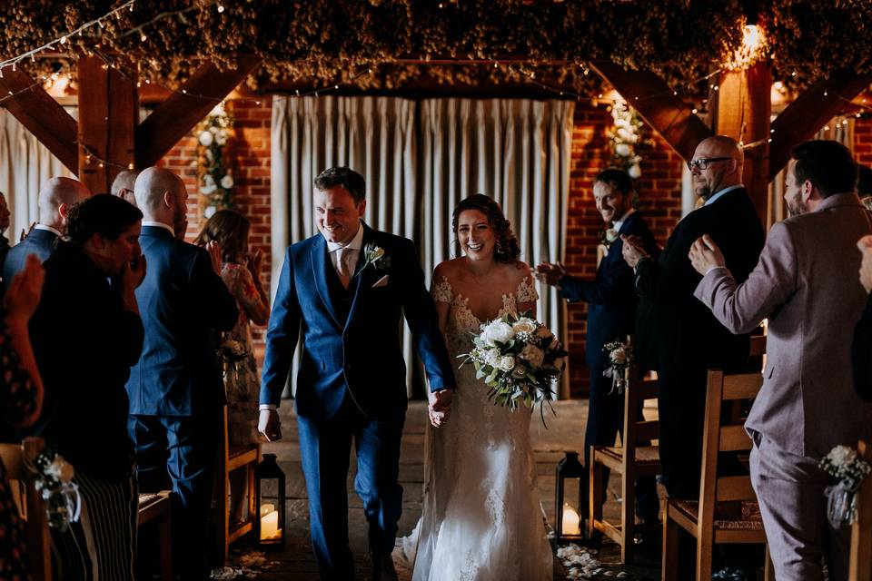 Oak Barn ceremony