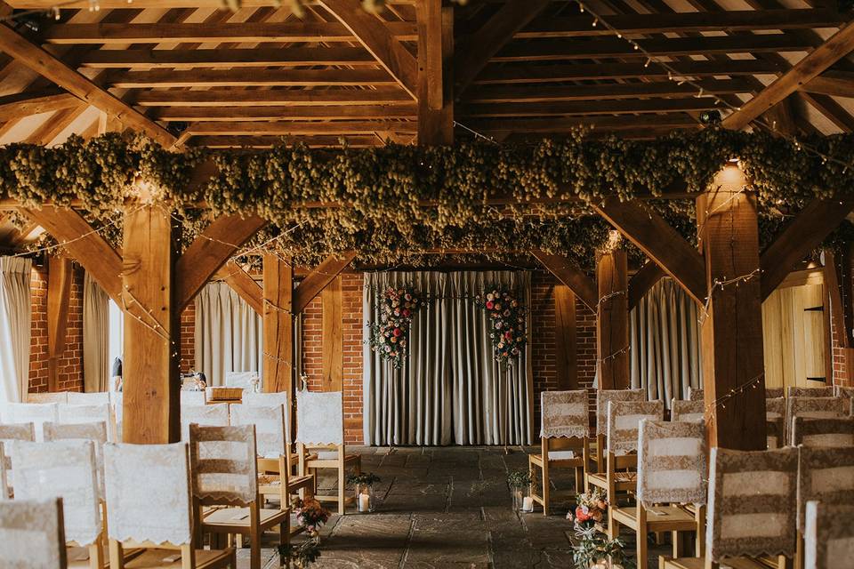 Oak Barn ceremony