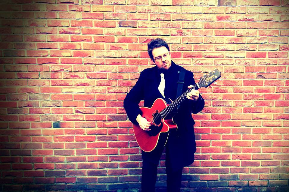 Paul Beattie - Guitarist & Singer