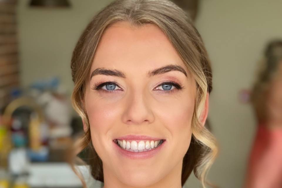 Wedding guest makeup